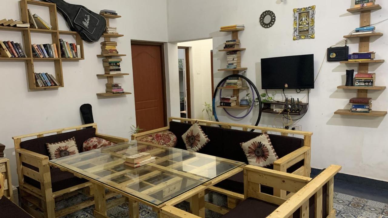 Rootsvilla Vagator - Longstays, Coworking Backpacker'S Hostel 외부 사진