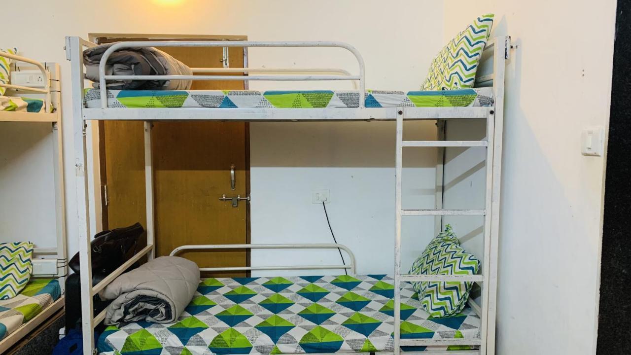 Rootsvilla Vagator - Longstays, Coworking Backpacker'S Hostel 외부 사진