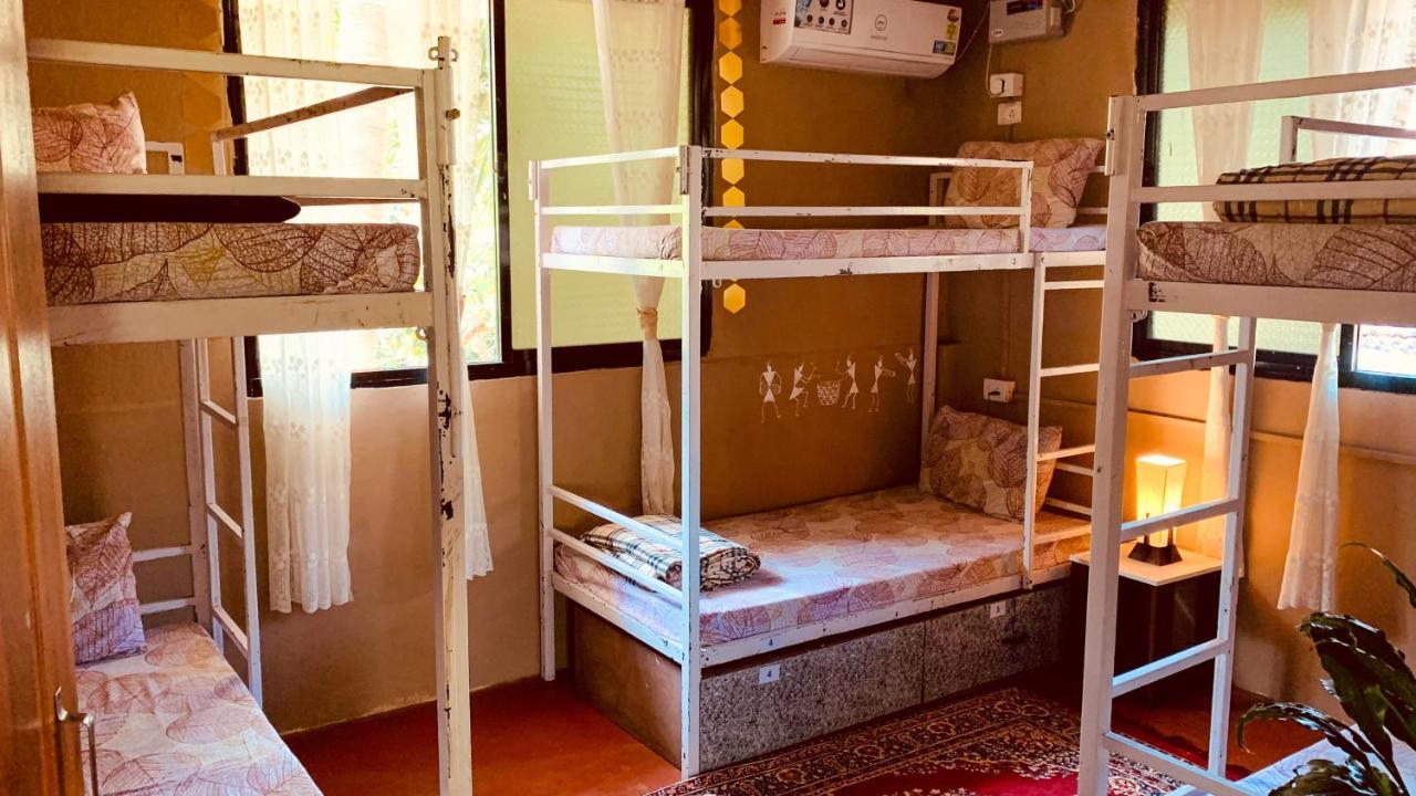 Rootsvilla Vagator - Longstays, Coworking Backpacker'S Hostel 외부 사진